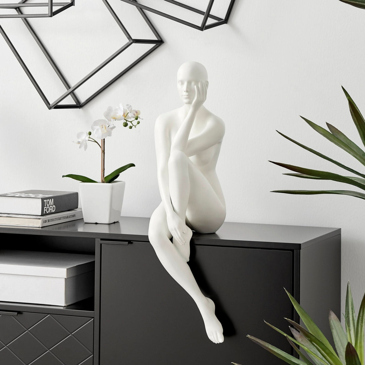 Escultura de muñeca Antonieta