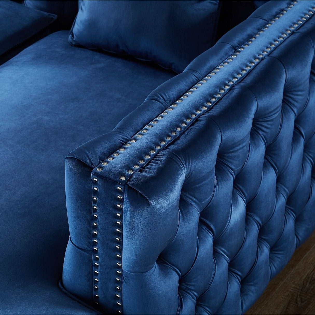 Sofá seccional de terciopelo con chaise longue y espacio de almacenaje Giovanni