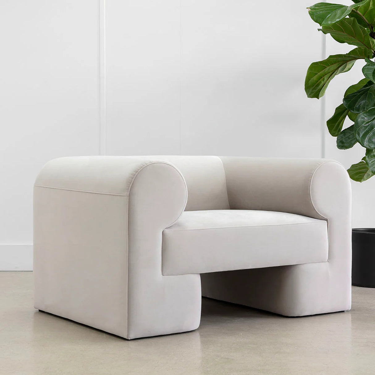 Ionic Armchair