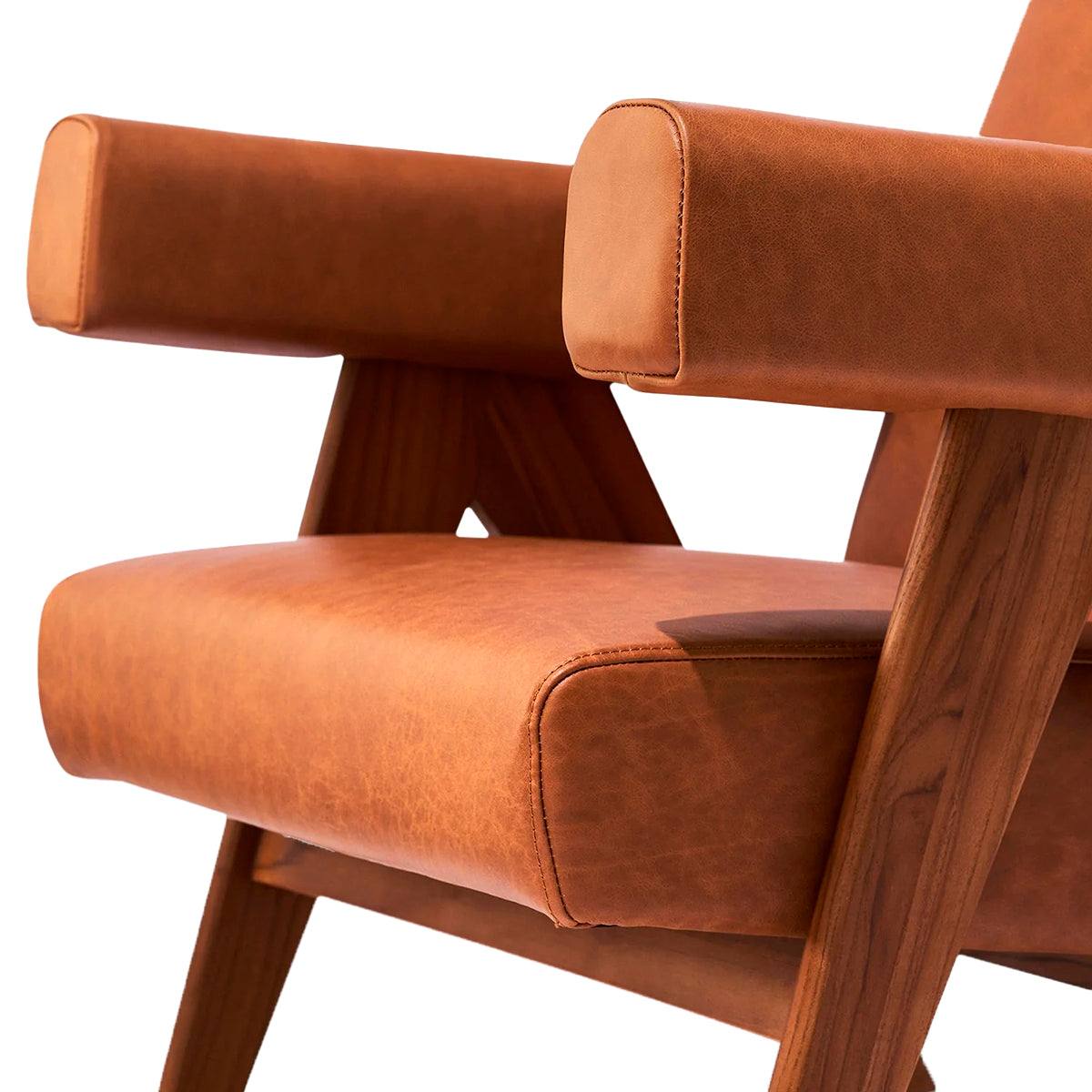 Débora Lounge Chair Walnut & Caramel Leather