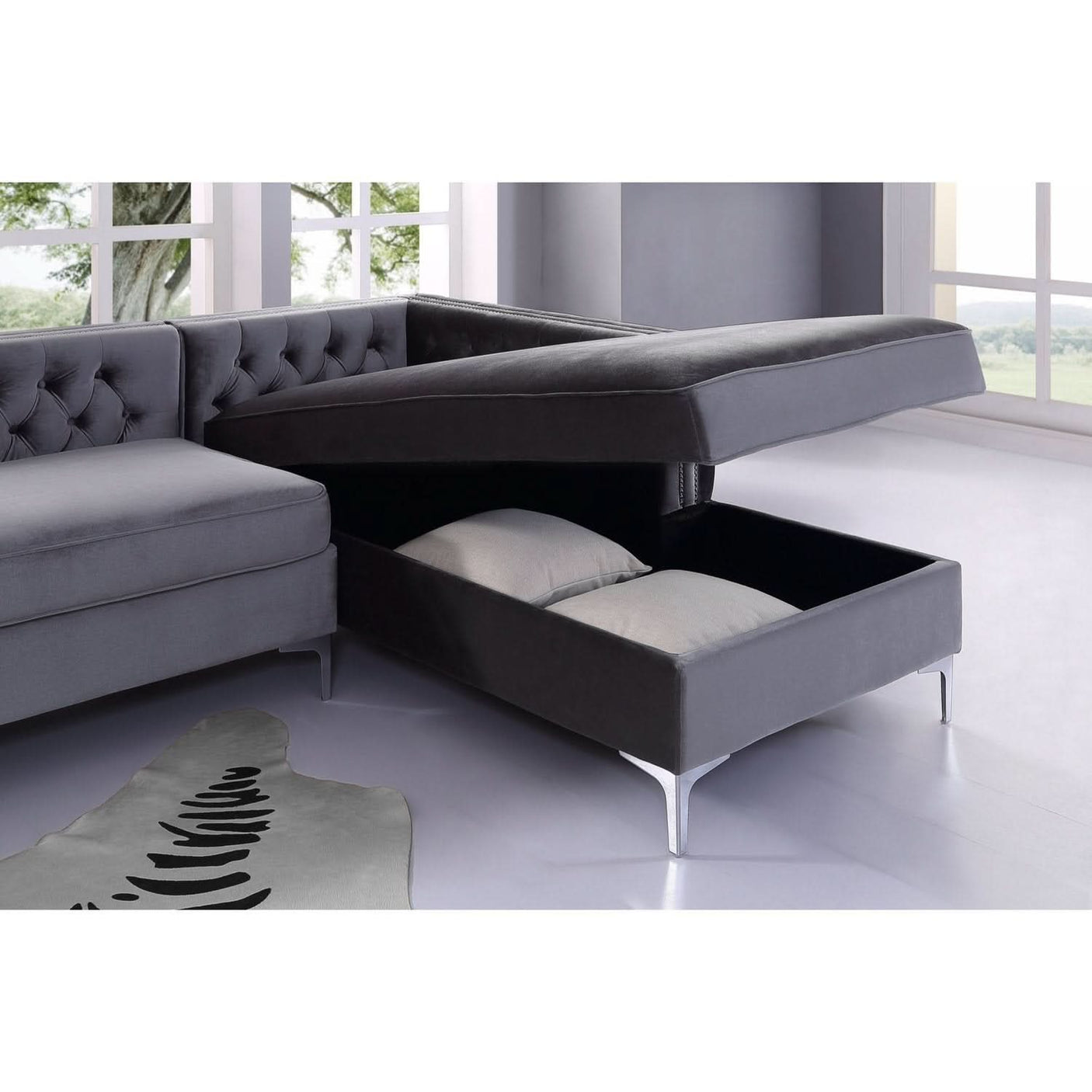 Giovanni Velvet Chaise Sectional Sofa with Storage